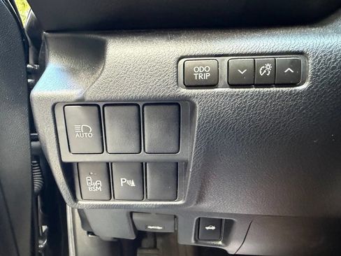 Used 2018 Lexus IS 300 F Sport AWD/4WD image 19