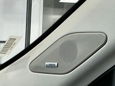 Used 2025 Mitsubishi Outlander SE FWD image 4