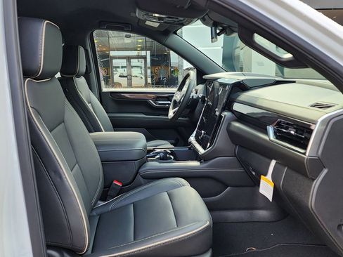 New 2026 GMC Yukon Elevation AWD/4WD image 41