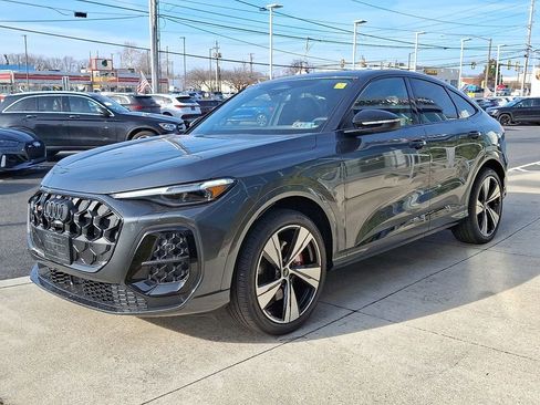 New 2025 Audi SQ5 Premium Plus image 3
