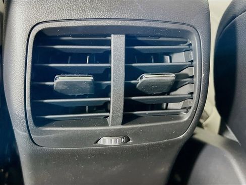 New 2025 Ford Escape SE w/ PHEV Premium Package image 30