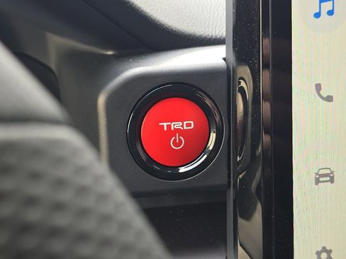 Used 2026 Toyota Tacoma TRD Off-Road AWD/4WD image 18