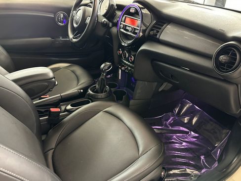 Used 2016 MINI Cooper 2-Door Hardtop FWD image 26