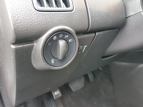 Used 2009 Ford Edge SEL image 20