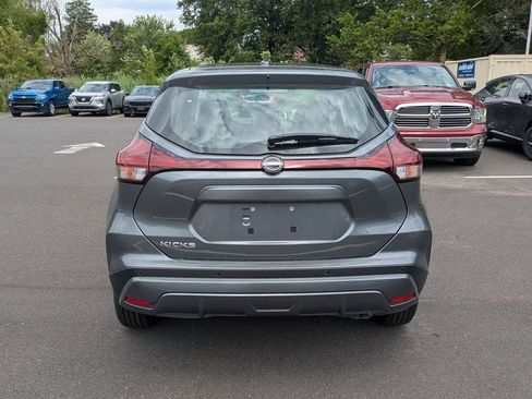 New 2025 Nissan Kicks Play S image 31