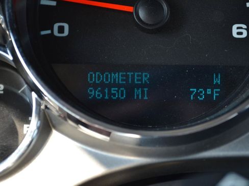 Used 2011 Chevrolet Silverado 2500 LT w/ Convenience Package AWD/4WD image 15