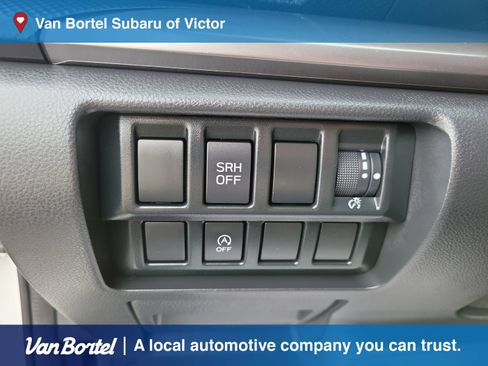 Used 2023 Subaru Forester Premium image 40