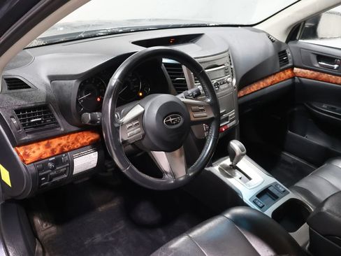 Used 2010 Subaru Outback 2.5i Limited w/ Protection Package 1A AWD/4WD image 18