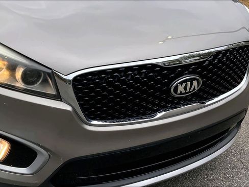 Used 2016 Kia Sorento EX w/ EX Touring Package image 28