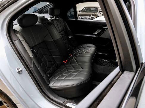 Used 2023 BMW 740i RWD image 38