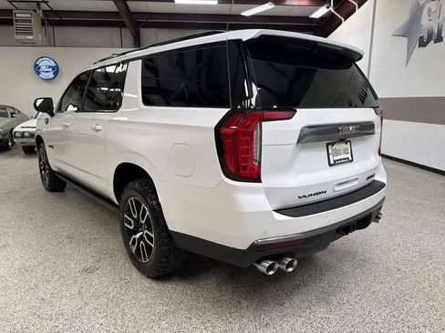 Used 2022 GMC Yukon XL AT4 w/ Max Trailering Package AWD/4WD image 5