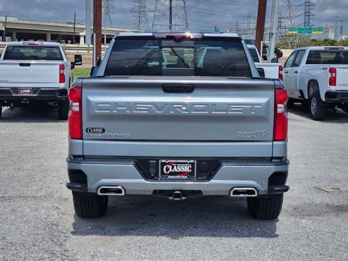 Used 2024 Chevrolet Silverado 1500 High Country w/ Technology Package image 6