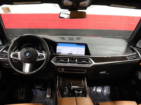 Used 2019 BMW X7 xDrive50i w/ M Sport Package AWD/4WD image 59