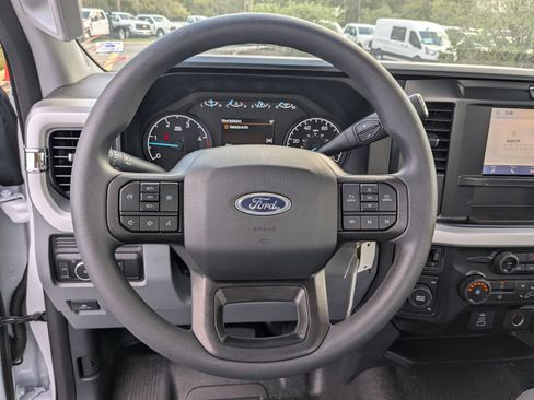 New 2025 Ford F350 XL w/ XL Chrome Package AWD/4WD image 17