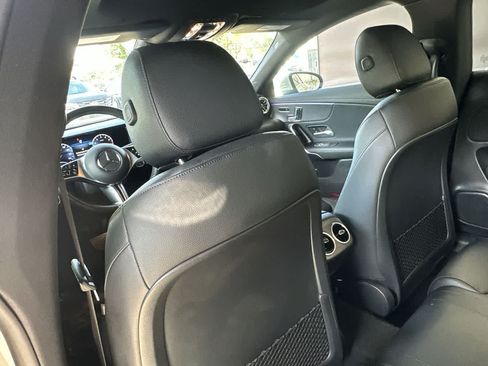 Used 2025 Mercedes-Benz CLA 250 image 23