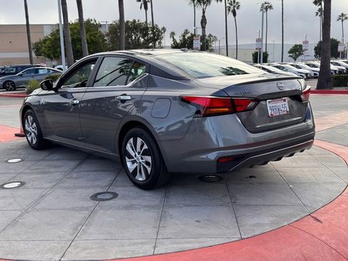 Certified 2025 Nissan Altima 2.5 S image 6