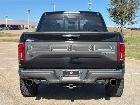 Used 2018 Ford F150 Raptor w/ Equipment Group 802A Luxury image 6