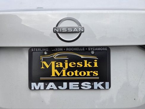 Used 2024 Nissan Sentra SV w/ SV Premium Package image 13