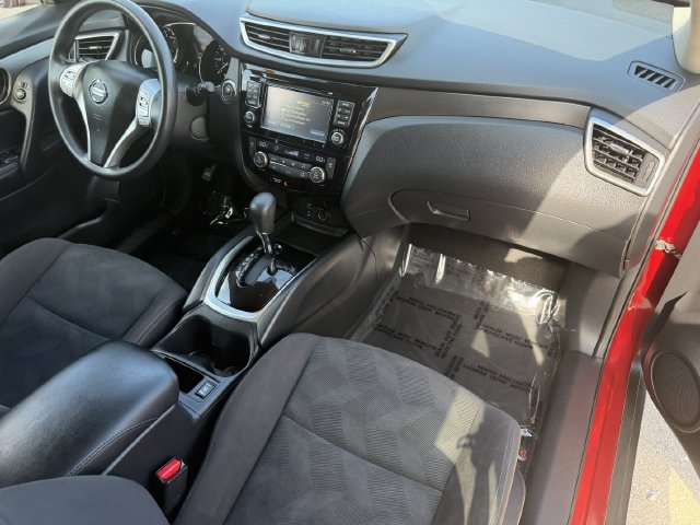 Used 2016 Nissan Rogue SV w/ SV Premium Package AWD/4WD image 15