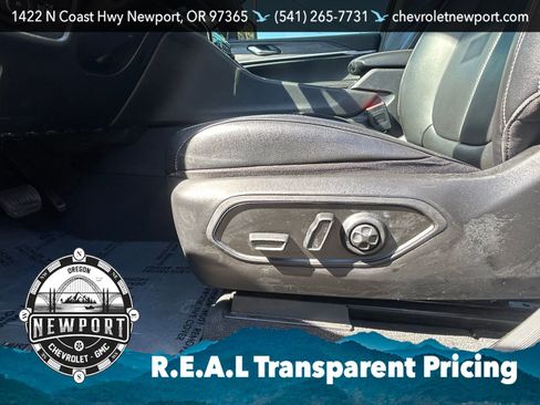 Used 2023 Jeep Grand Cherokee Limited w/ Luxury Tech Group II AWD/4WD image 14