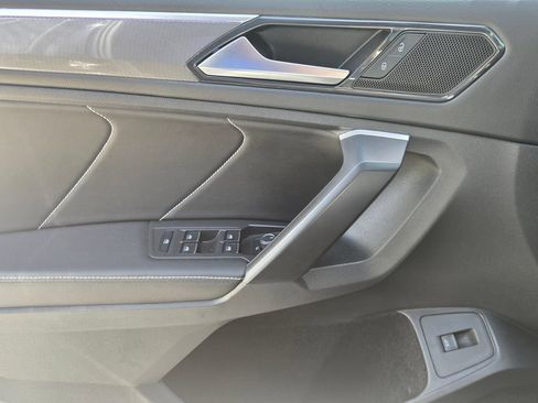 Certified 2024 Volkswagen Tiguan SE R-Line FWD image 27
