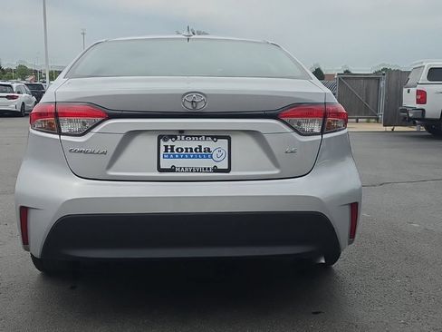 Used 2024 Toyota Corolla LE FWD image 7