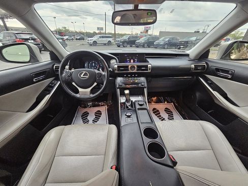 Used 2014 Lexus IS 250 w/ Premium Package RWD image 47