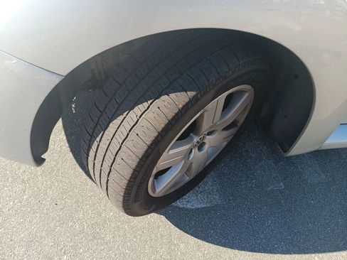 Used 2007 Volkswagen Beetle Coupe w/ Package 1 image 27