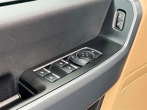 Used 2023 Ford F150 XLT image 17