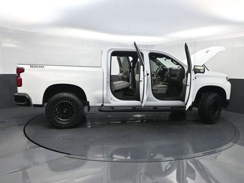 Used 2021 Chevrolet Silverado 1500 LT Trail Boss w/ Bed Protection Package AWD/4WD image 34