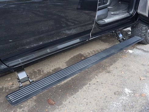 Used 2020 RAM 3500 Limited image 28