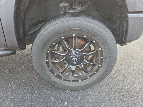Used 2018 Toyota Tundra SR5 w/ TRD Sport Package AWD/4WD image 31