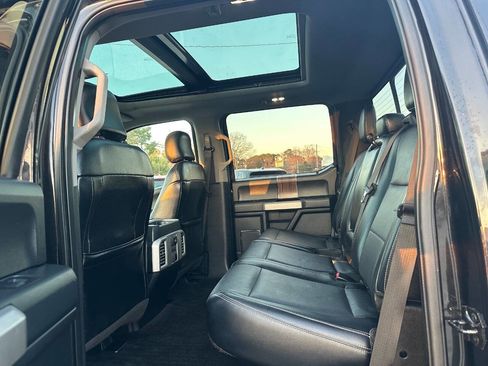 Used 2015 Ford F150 Lariat w/ Equipment Group 502A Luxury image 4