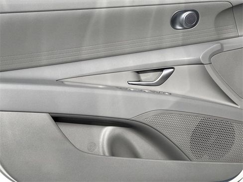 New 2026 Hyundai Elantra Blue image 10