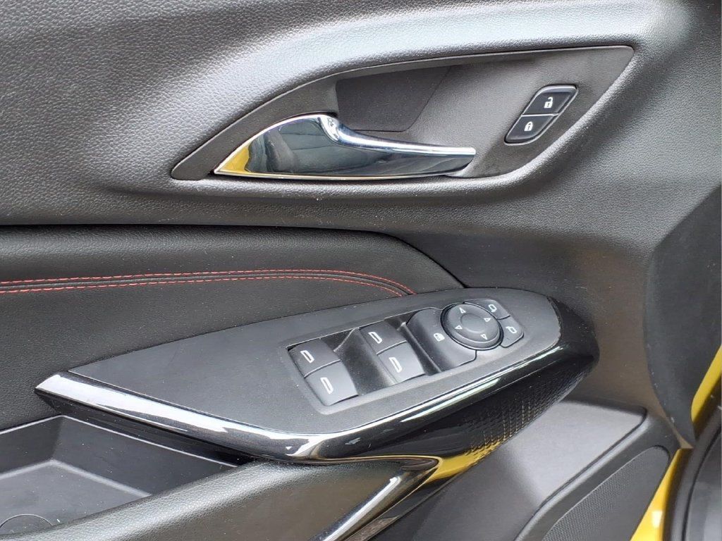 Used 2024 Chevrolet Trax RS w/ Driver Confidence Package FWD image 14