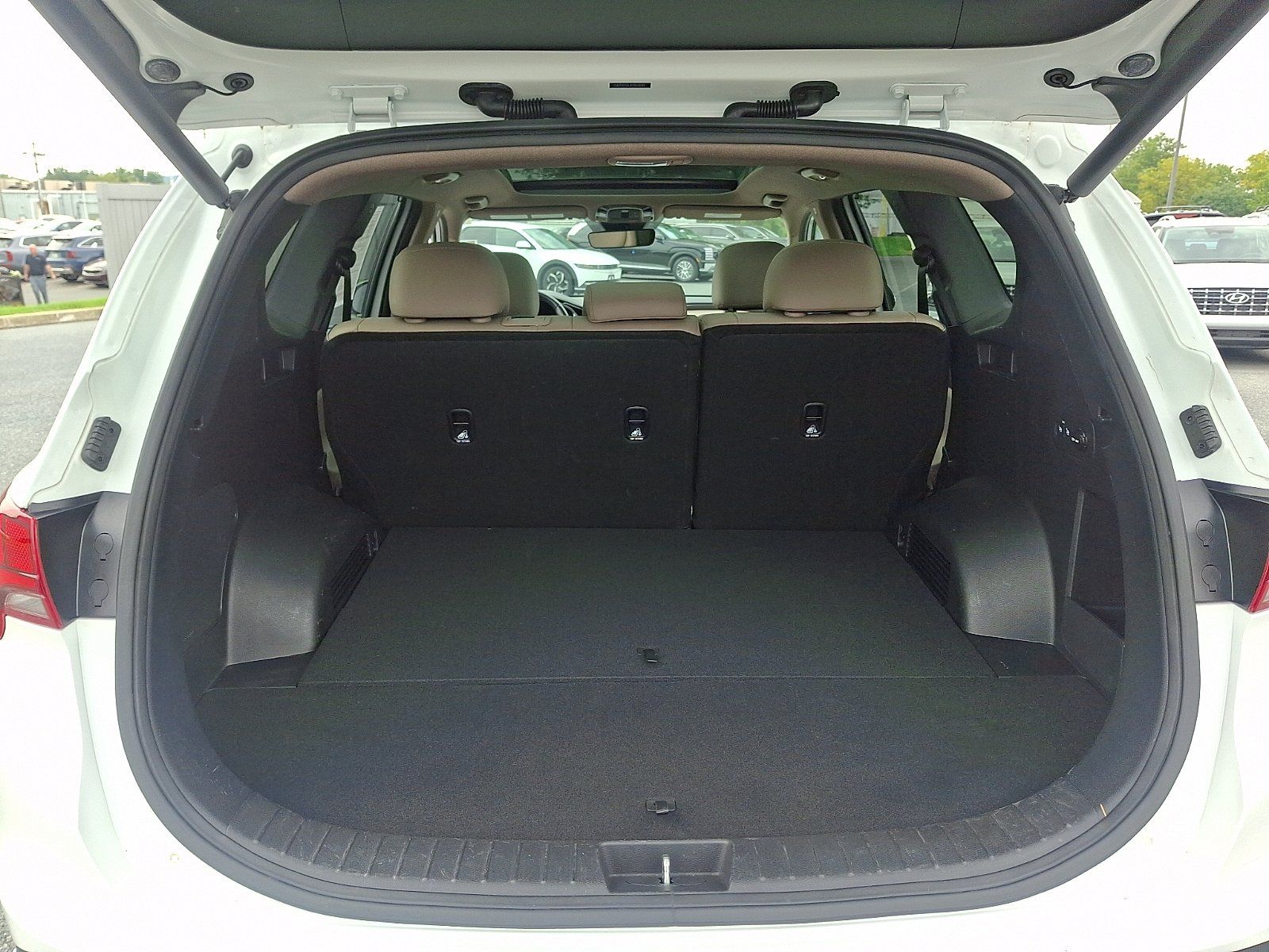 Certified 2023 Hyundai Santa Fe Limited AWD/4WD image 32