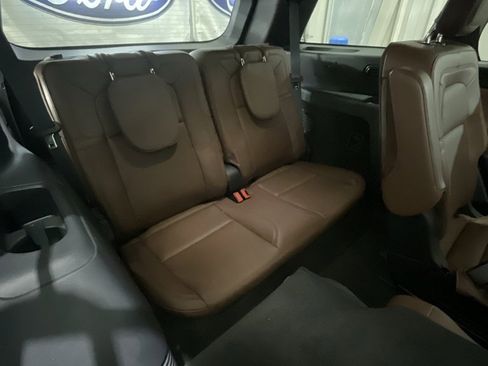 Used 2025 Lincoln Aviator Reserve w/ Luxury Package image 13