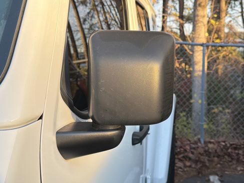 Used 2021 Jeep Wrangler Unlimited Rubicon image 12