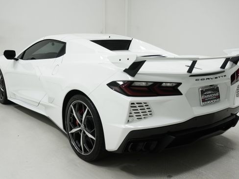 Used 2023 Chevrolet Corvette Stingray Premium Conv w/ Z51 Performance Package image 6