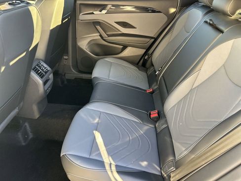 New 2026 Volkswagen Tiguan SE R-Line FWD image 13