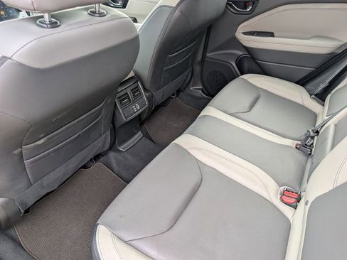 Used 2025 Subaru Forester Limited w/ Popular Package AWD/4WD image 19