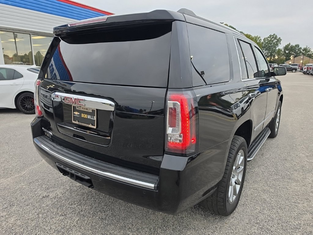 Used 2017 GMC Yukon Denali w/ Open Road Package AWD/4WD image 4