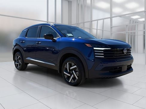 New 2026 Nissan Kicks SV image 7