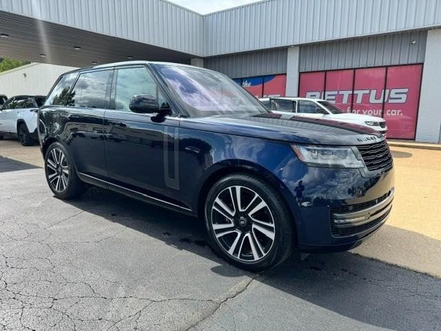 Used 2023 Land Rover Range Rover SE AWD/4WD image 7