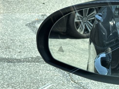 New 2025 Mercedes-Benz C 300 Sedan image 17