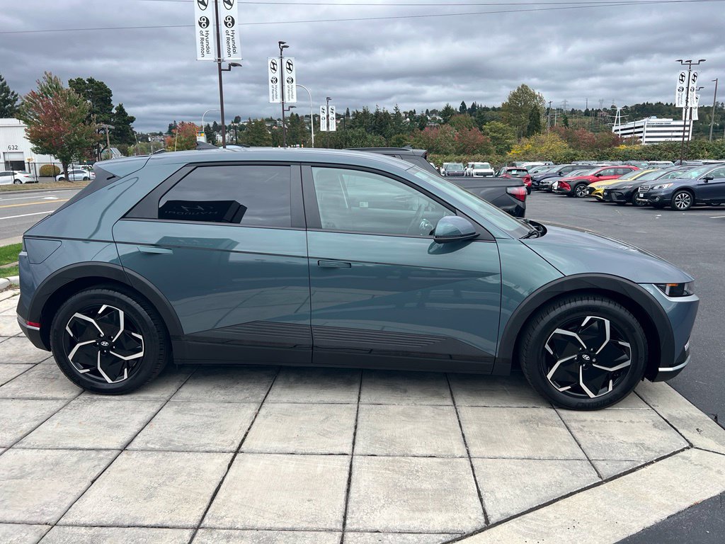 Certified 2024 Hyundai Ioniq 5 SEL AWD/4WD image 6