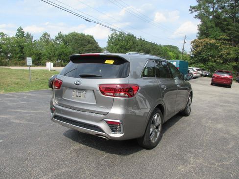 Used 2019 Kia Sorento SX FWD image 5