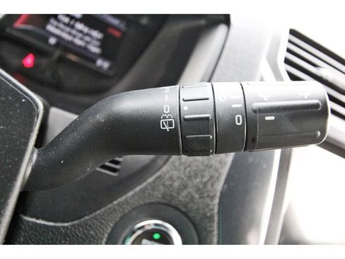 Used 2019 Ford Explorer Limited w/ Ford Safe & Smart Package FWD image 17