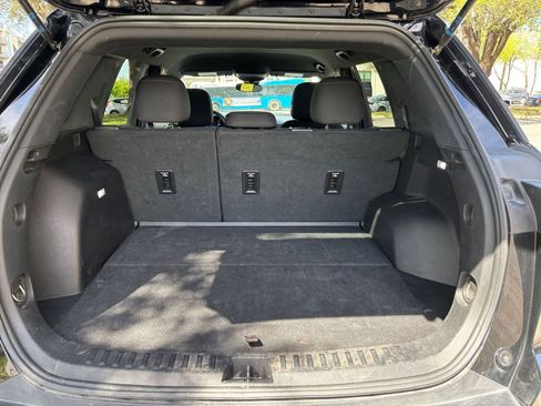 Used 2025 Chevrolet Equinox LT image 26