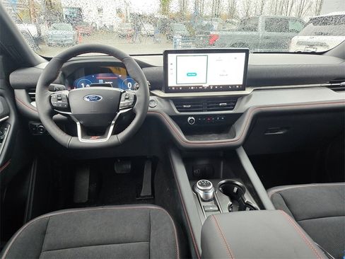 New 2026 Ford Explorer ST image 10